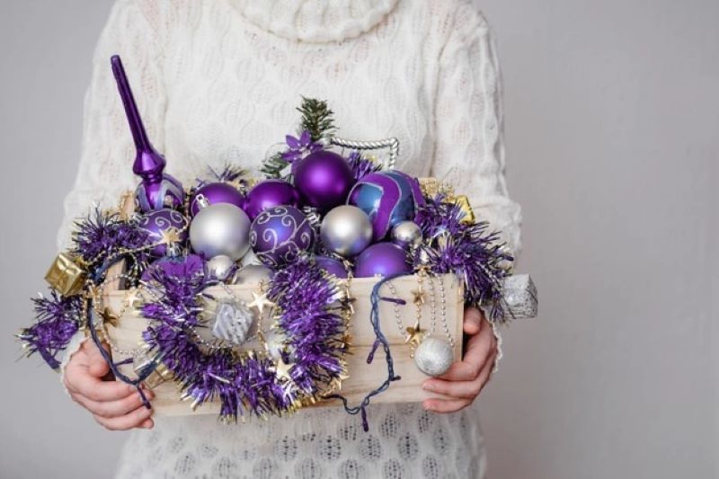 Creative Materials You Can Use to Make Christmas Ornaments