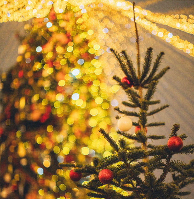 The History of 10-foot Artificial Christmas Trees: From Past to Present